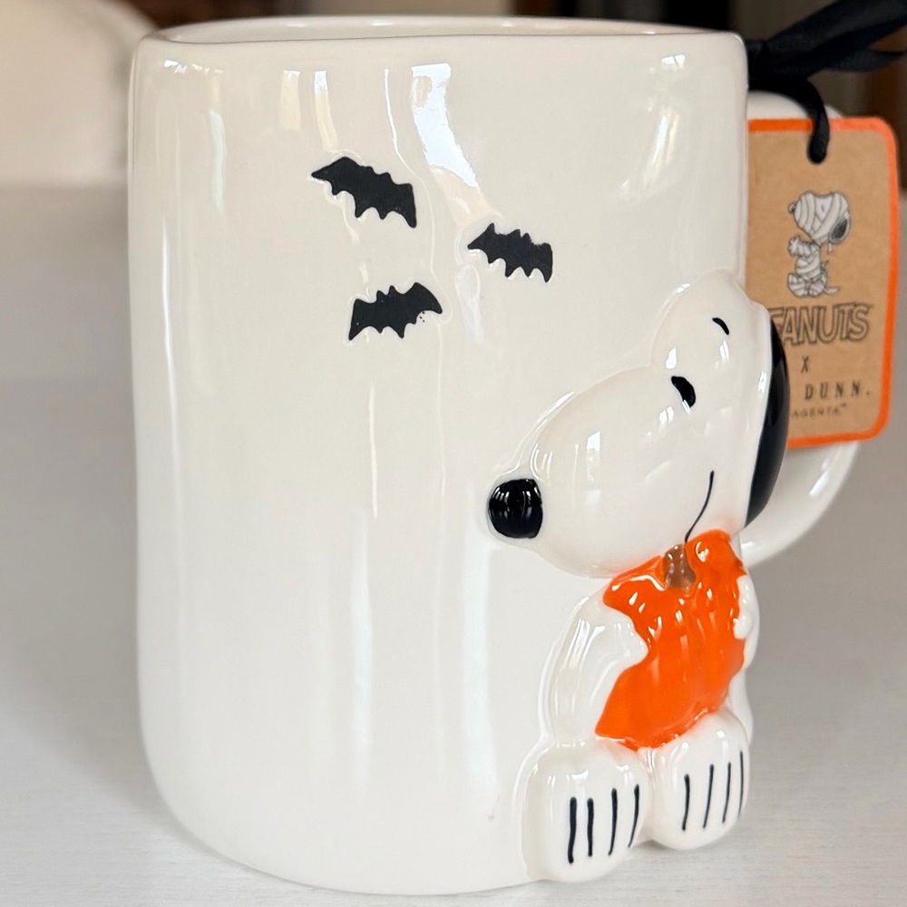 Rae Dunn Peanuts Mug White Ceramic 3D Snoopy Holding a Pumpkin - Picture 6 of 10